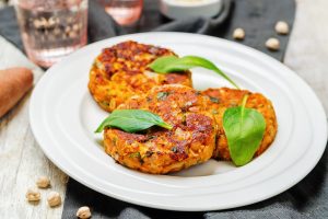 Hamburger di patate farciti: come preparare questo gustoso piatto